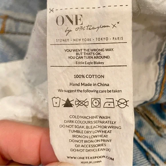 One Teaspoon Sz 5 (27) Denim Shorts Hawks High Rise Destroyed Ripped Butt - Picture 10 of 14